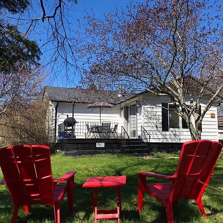 Cozy Chalet Near The Beach Shediac Eksteriør bilde