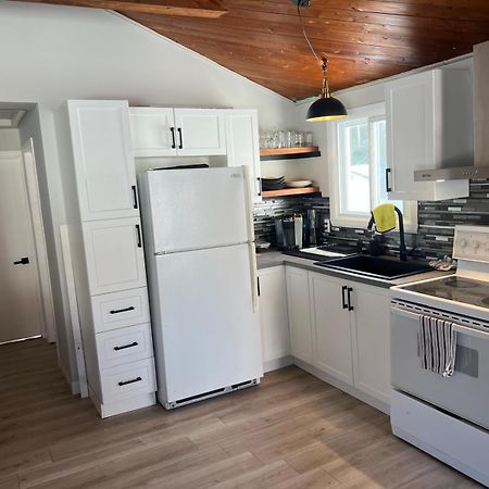 Cozy Chalet Near The Beach Shediac Eksteriør bilde