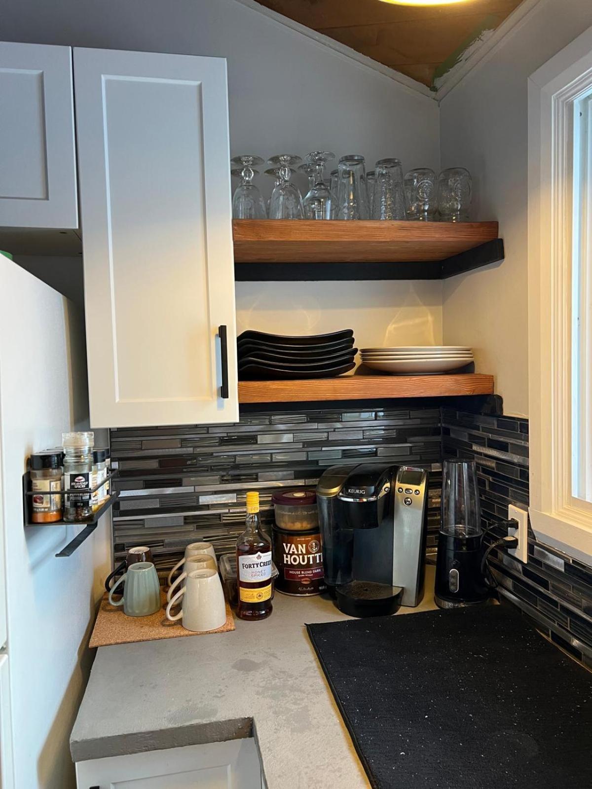 Cozy Chalet Near The Beach Shediac Eksteriør bilde